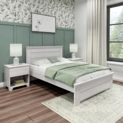 Max & Lily Farmhouse Full Bed With Panel Headboard